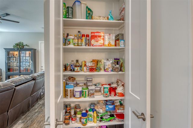 317 Parallel Circle CIR, Horseshoe Bay, TX 78657