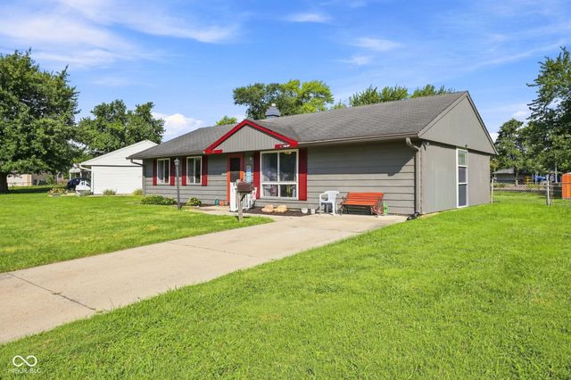 206 Parkview Court, Franklin, IN 46131
