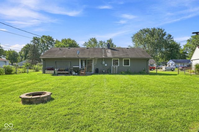 206 Parkview Court, Franklin, IN 46131