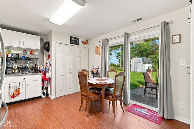 206 Parkview Court, Franklin, IN 46131