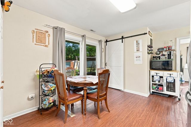 206 Parkview Court, Franklin, IN 46131