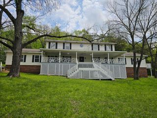 2332 Packet Hollow Road, Pineville, MO 64856