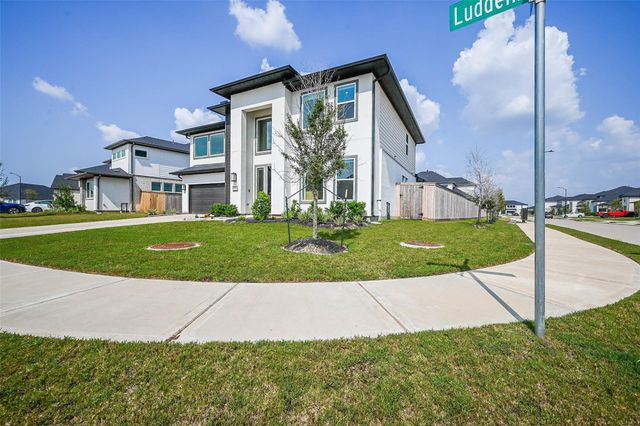 8906 Luddenham Lilac Lane, Cypress, TX 77433