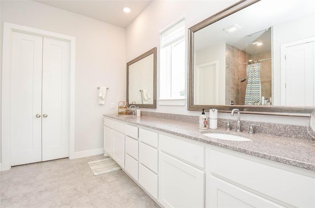 8906 Luddenham Lilac Lane, Cypress, TX 77433