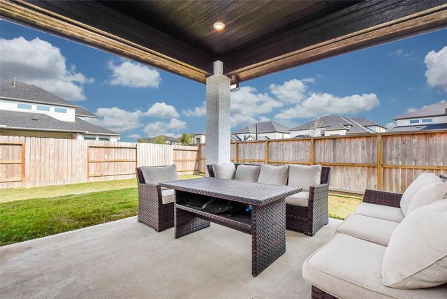 8906 Luddenham Lilac Lane, Cypress, TX 77433