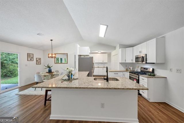 4818 Terrace Green Trace, Stone Mountain, GA 30088