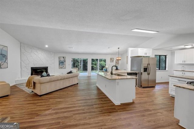 4818 Terrace Green Trace, Stone Mountain, GA 30088