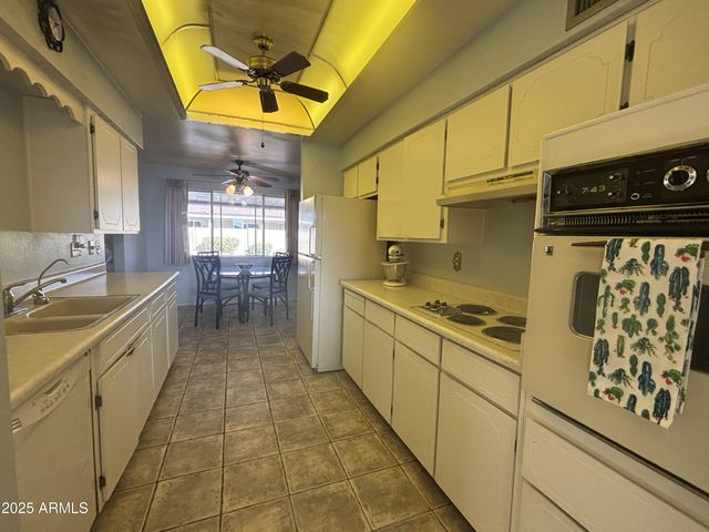 4740 E ENID Avenue, Mesa, AZ 85206