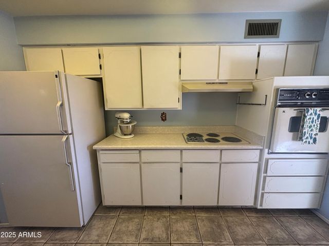 4740 E ENID Avenue, Mesa, AZ 85206