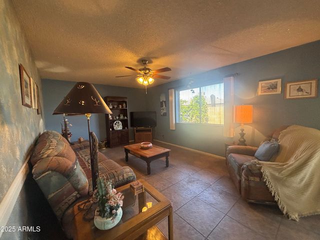 4740 E ENID Avenue, Mesa, AZ 85206