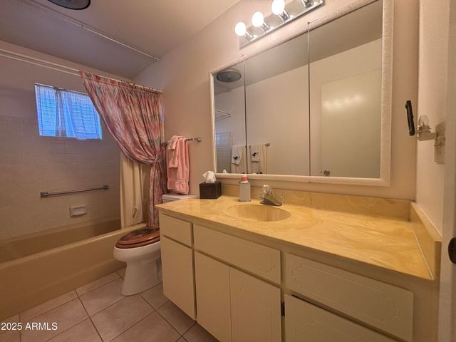 4740 E ENID Avenue, Mesa, AZ 85206