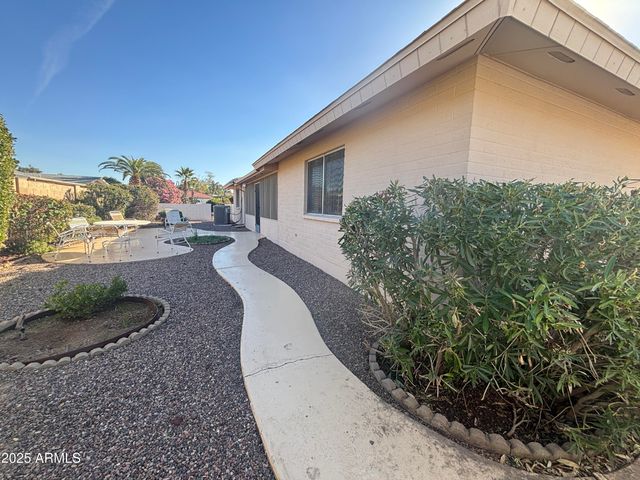 4740 E ENID Avenue, Mesa, AZ 85206