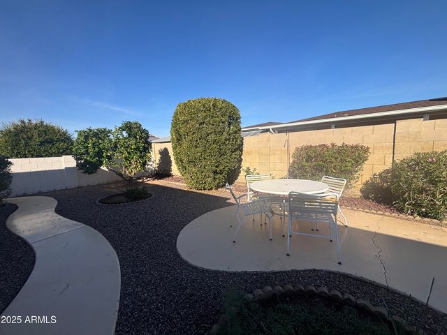 4740 E ENID Avenue, Mesa, AZ 85206