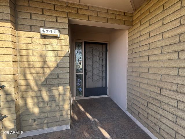 4740 E ENID Avenue, Mesa, AZ 85206