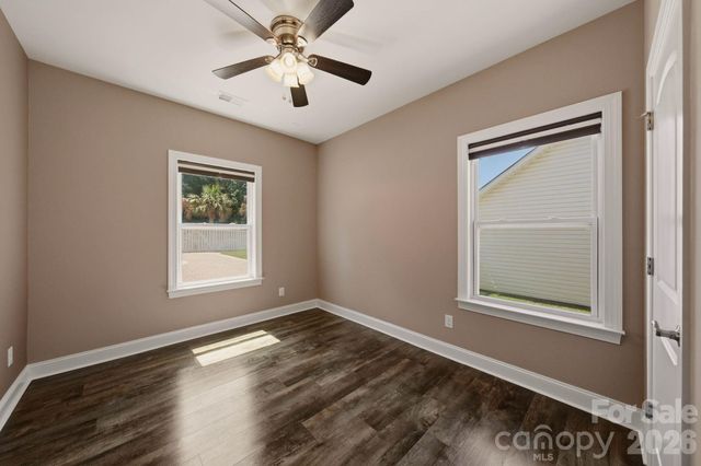 125 Paradise Hills Circle, Mooresville, NC 28115