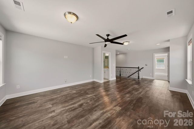 125 Paradise Hills Circle, Mooresville, NC 28115