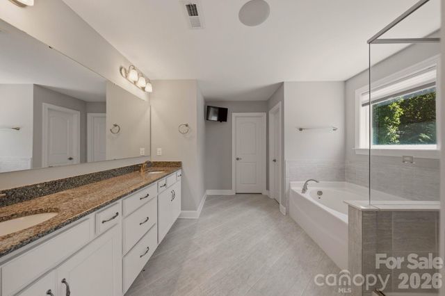 125 Paradise Hills Circle, Mooresville, NC 28115