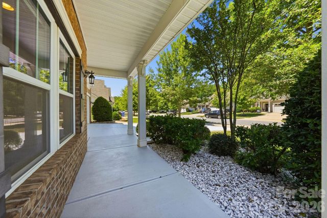 125 Paradise Hills Circle, Mooresville, NC 28115
