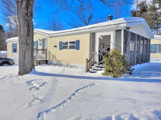 2 Darlene Lane, Litchfield, NH 03052