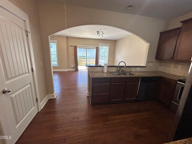 3827 Glenhaven Road, Raleigh, NC 27606