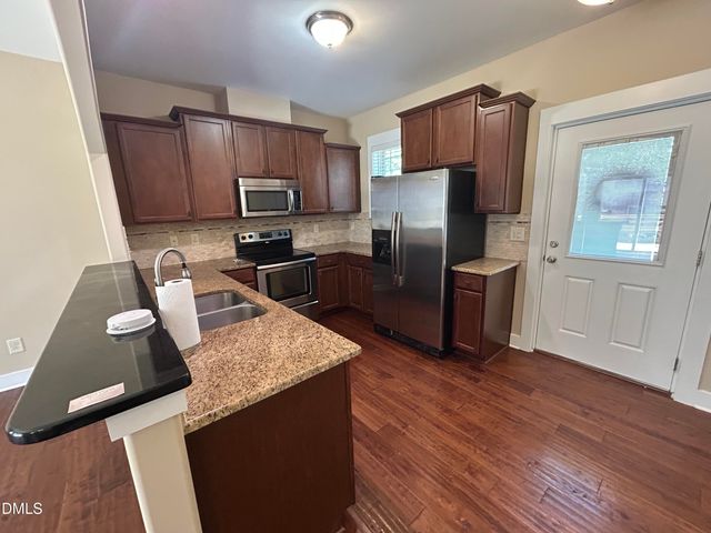 3827 Glenhaven Road, Raleigh, NC 27606
