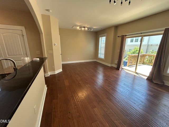 3827 Glenhaven Road, Raleigh, NC 27606