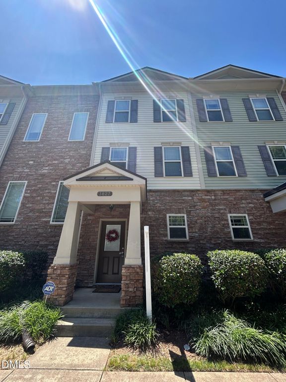 3827 Glenhaven Road, Raleigh, NC 27606