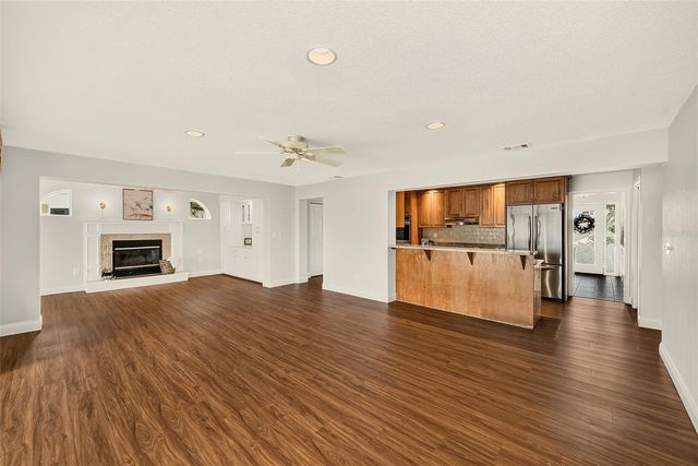 513 HARBOR DRIVE N, Indian Rocks Beach, FL 33785