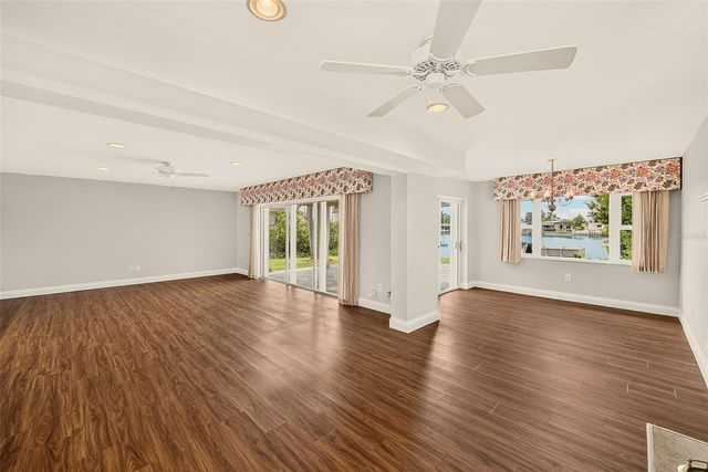 513 HARBOR DRIVE N, Indian Rocks Beach, FL 33785
