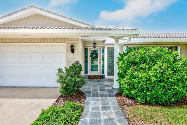 513 HARBOR DRIVE N, Indian Rocks Beach, FL 33785