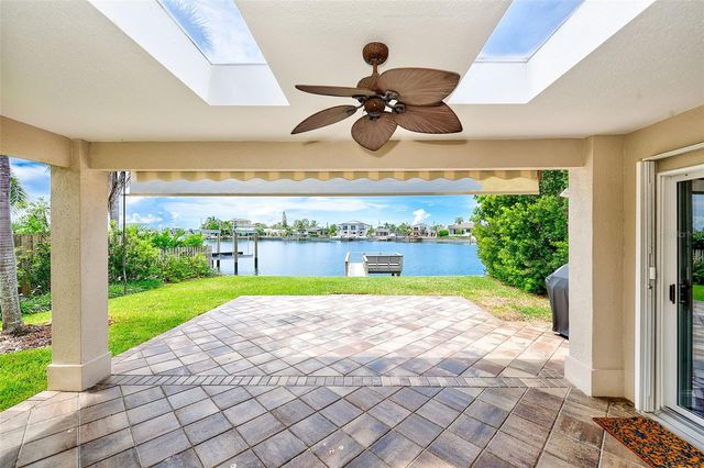 513 HARBOR DRIVE N, Indian Rocks Beach, FL 33785