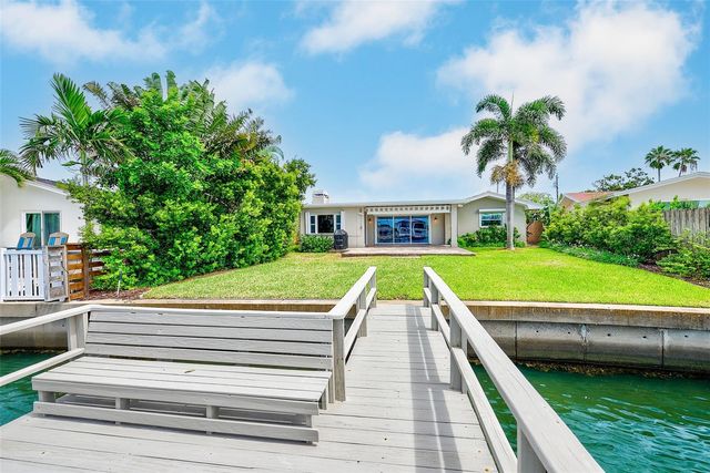 513 HARBOR DRIVE N, Indian Rocks Beach, FL 33785