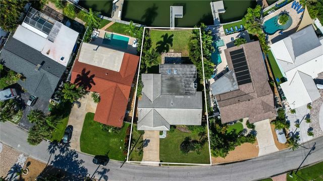 513 HARBOR DRIVE N, Indian Rocks Beach, FL 33785