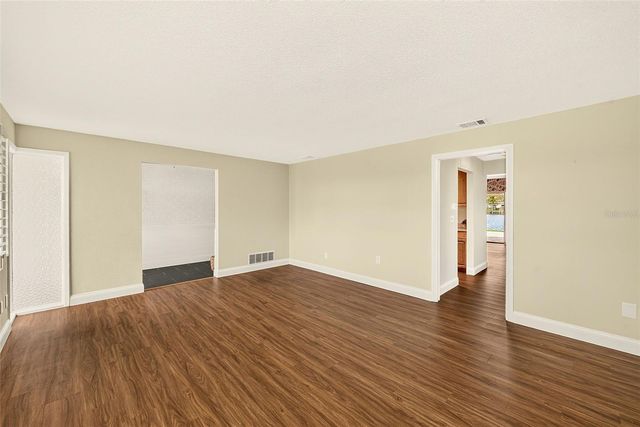 513 HARBOR DRIVE N, Indian Rocks Beach, FL 33785