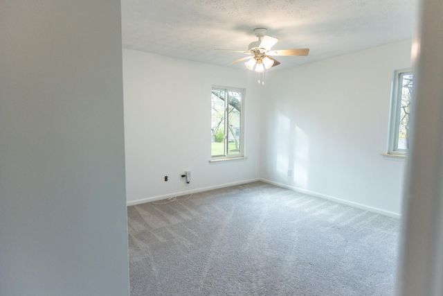 500 Laketower Drive 8, Lexington, KY 40502