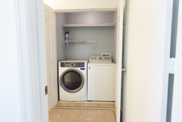 500 Laketower Drive 8, Lexington, KY 40502