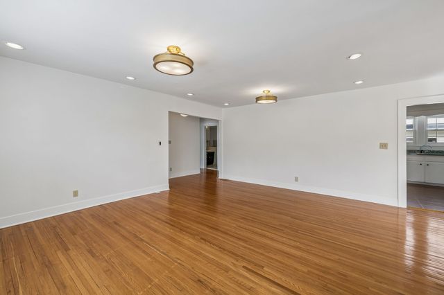 225 Jackson Ave, Carthage, TN 37030