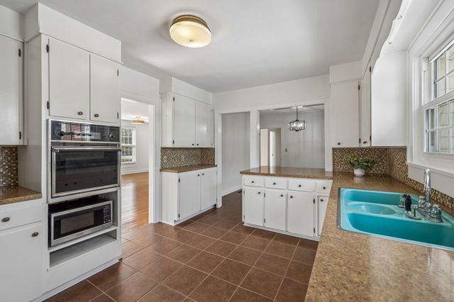 225 Jackson Ave, Carthage, TN 37030