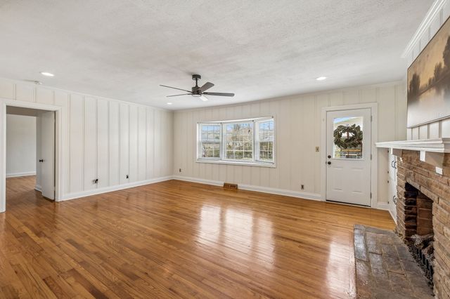 225 Jackson Ave, Carthage, TN 37030