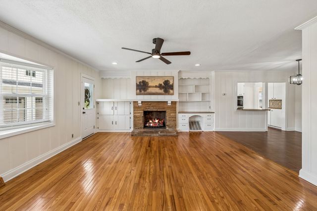 225 Jackson Ave, Carthage, TN 37030