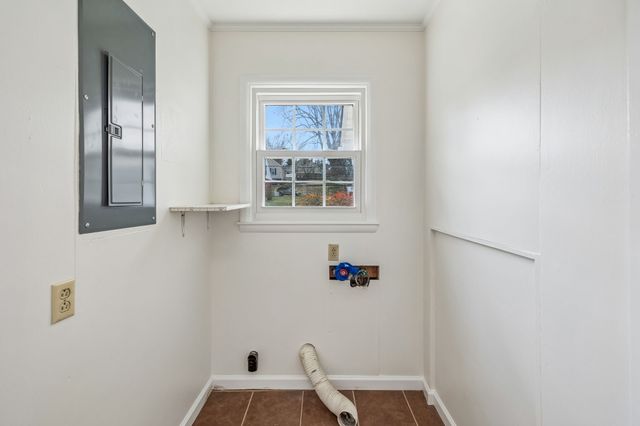 225 Jackson Ave, Carthage, TN 37030