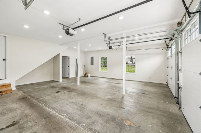 225 Jackson Ave, Carthage, TN 37030