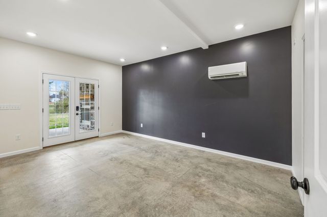 225 Jackson Ave, Carthage, TN 37030