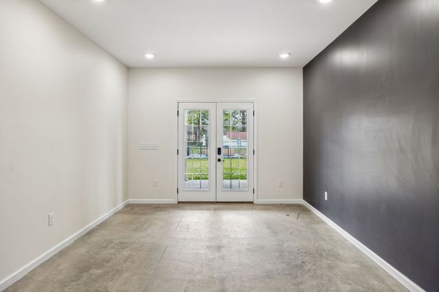 225 Jackson Ave, Carthage, TN 37030