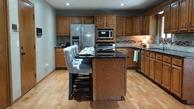 1326 N Shefford, Wichita, KS 67212