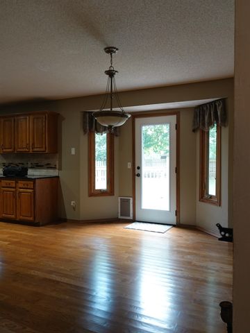 1326 N Shefford, Wichita, KS 67212