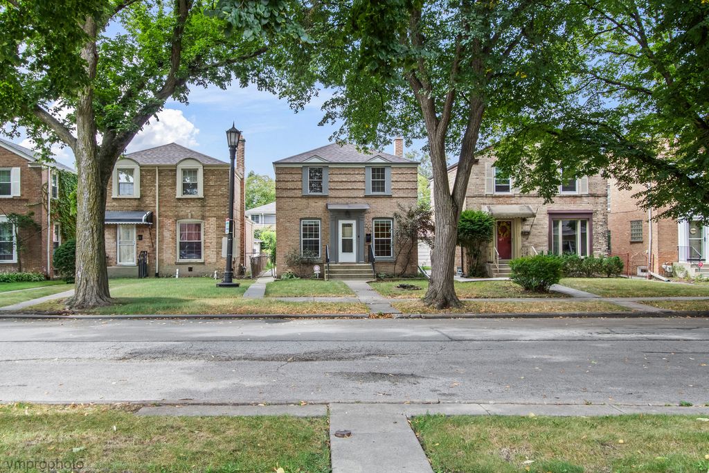 1720 Leland Avenue, Evanston, IL 60201 — exterior