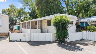 2050 Monument 8, Pleasant Hill, CA 94523