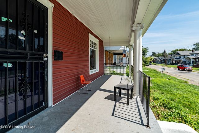 670 S 38th St, Louisville, KY 40211