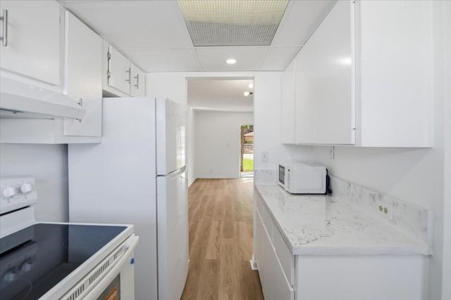 4161 NW 26th St 105, Lauderhill, FL 33313